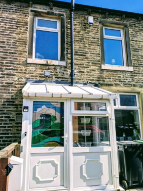 No. 42 - Three Bedroom, Huddersfield